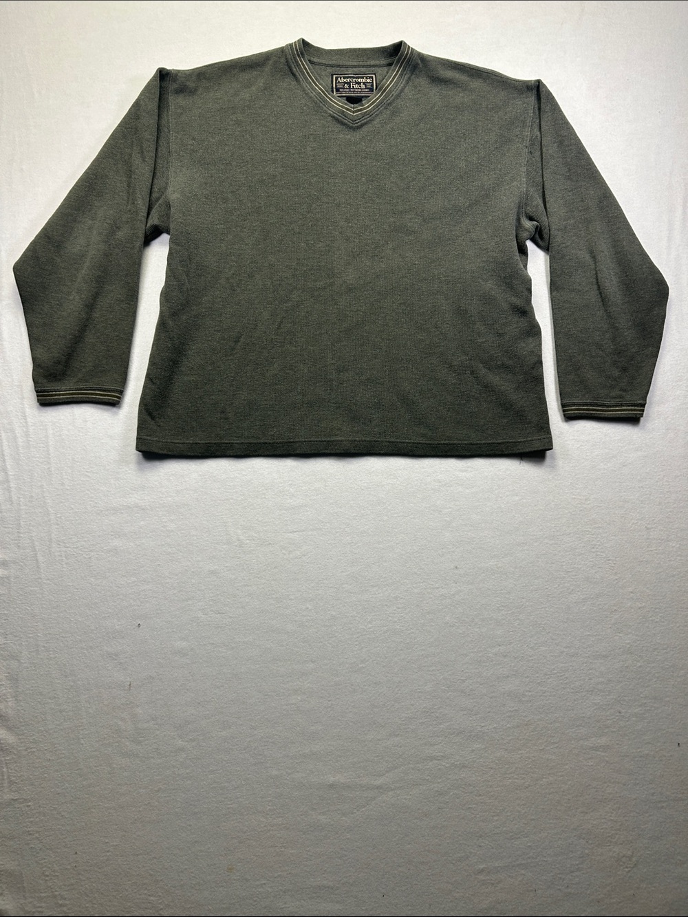 Abercrombie & Fitch Men's V-Neck Sweater in Olive